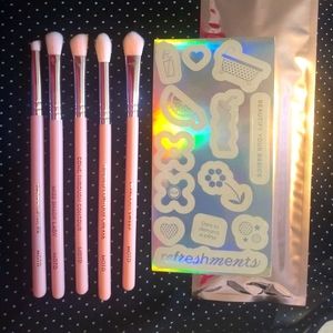 MOTD MAKEUP BRUSHES